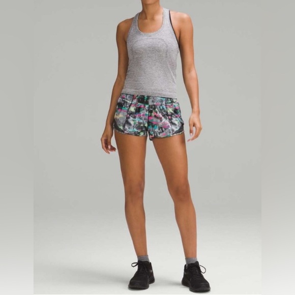 Bundle of 3 Lululemon Womens Hold Tight HR Shorts Tank Top Size 6 Socks M NWT - Picture 3 of 16